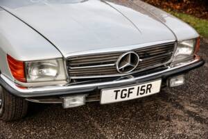 Image 7/40 of Mercedes-Benz 450 SL (1977)