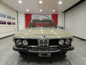 Imagen 2/15 de BMW 2800 CS (1970)