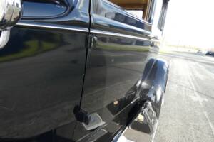 Immagine 38/43 di Ford Model A Tudor Sedan (1931)