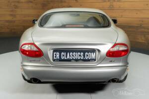 Bild 14/19 von Jaguar XK8 4.0 (2000)