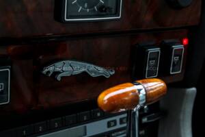 Immagine 12/46 di Jaguar XJ 12 (1986)