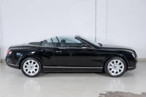 Bild 6/31 von Bentley Continental GTC (2008)