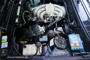 Imagen 7/24 de BMW 325i (1989)