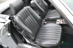 Image 43/50 of Mercedes-Benz 300 SL (1986)