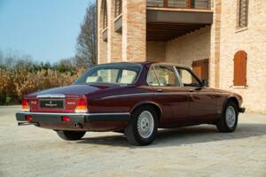Bild 6/50 von Daimler Double Six (1988)