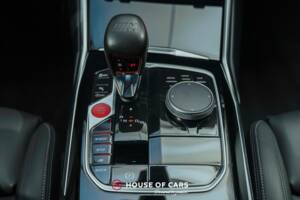 Bild 22/24 von BMW M4 Competition (2022)