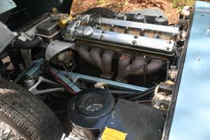 Image 49/50 of Jaguar E-Type (2+2) (1966)
