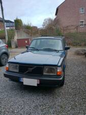 Bild 7/8 von Volvo 245 GL D (1988)