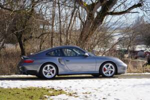 Immagine 18/18 di Porsche 911 Turbo (2001)