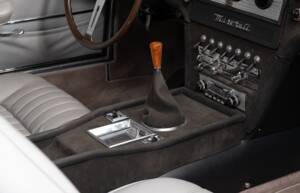 Bild 21/28 von Maserati 3500 GTI Sebring (1967)