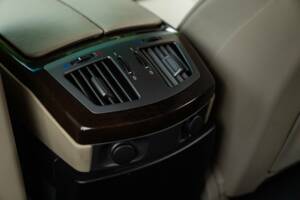 Image 49/50 de BMW 745d (2005)
