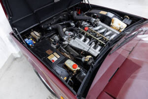 Bild 34/36 von Aston Martin Lagonda (1992)