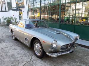 Image 4/30 of Maserati 3500 GTI Touring (1961)