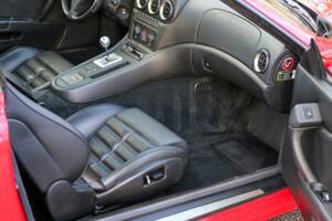 Afbeelding 26/49 van Ferrari 550 Maranello (1998)