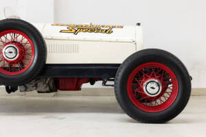 Image 17/28 of Chevrolet Serie BA Confederate Gilmore Special (1932)