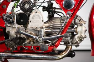 Immagine 15/50 di Moto Guzzi Astore (1952)