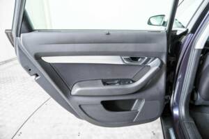 Immagine 39/45 di Audi A6 Avant 2.4 (2006)