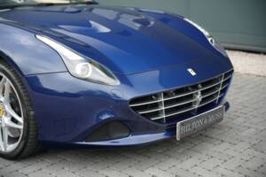 Image 27/50 of Ferrari California T (2015)