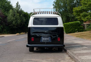 Image 6/29 of Volkswagen T1 Samba (1965)