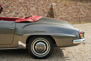 Image 35/50 of Mercedes-Benz 190 SL (1960)