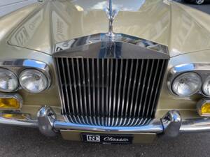 Immagine 5/19 di Rolls-Royce Corniche I (1978)