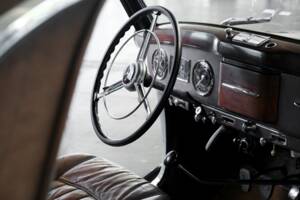 Image 28/50 de Mercedes-Benz 170 S Cabriolet A (1951)