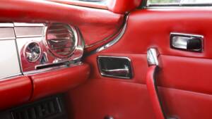 Bild 54/70 von Mercedes-Benz 280 SL (1967)