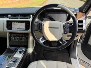 Bild 18/35 von Land Rover Range Rover Vogue TDV6 (2015)