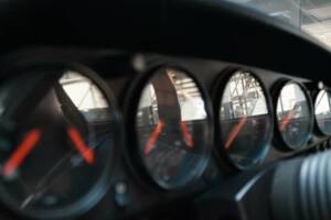 Imagen 8/50 de Porsche 911 Carrera 2 (1990)
