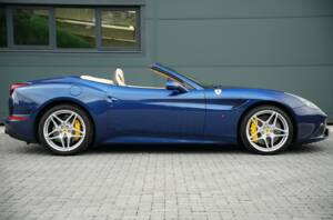 Image 3/50 of Ferrari California T (2015)
