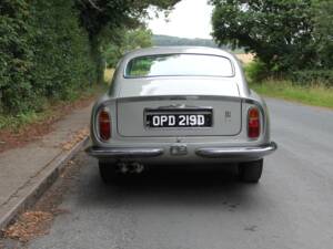 Imagen 5/18 de Aston Martin DB 6 (1966)