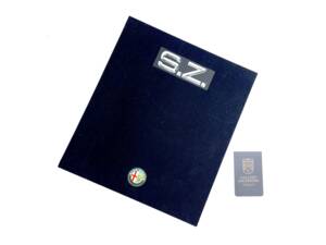 Image 12/50 de Alfa Romeo SZ (1991)