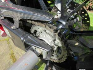 Bild 43/48 von Ducati 749 R (2005)