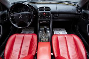 Image 19/39 of Mercedes-Benz CLK 230 Kompressor (2002)