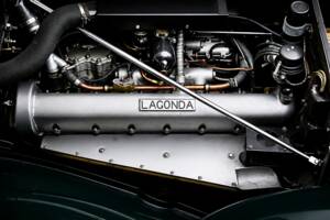 Image 13/15 of Lagonda V12 DHC (1938)