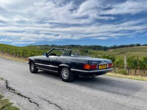 Image 2/7 of Mercedes-Benz 380 SL (1985)