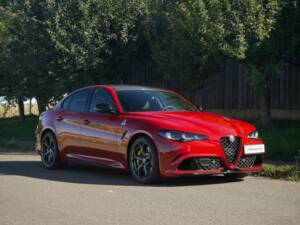 Bild 15/40 von Alfa Romeo Giulia Quadrifoglio (1900)