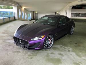 Image 2/8 of Maserati GranTurismo 4.2 (2009)