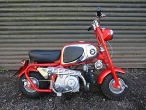 Afbeelding 1/37 van Honda DUMMY (1965)