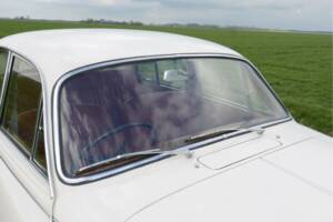 Obraz 35/50 pojazdu Jaguar 240 (1968)