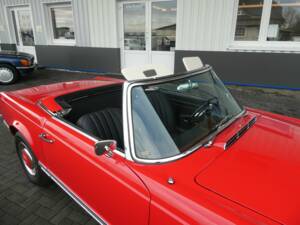 Bild 19/23 von Mercedes-Benz 230 SL (1964)