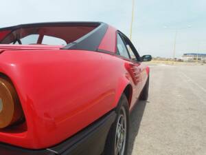 Image 55/73 de Ferrari Mondial Quattrovalvole (1984)