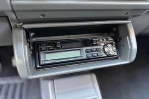 Bild 25/40 von Renault Clio I 1.8 16V (1993)