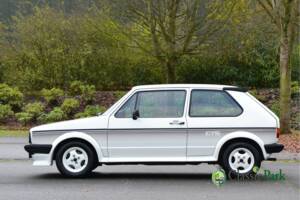 Immagine 1/50 di Volkswagen Golf Mk I 1.5 (1983)