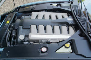 Bild 4/50 von Aston Martin DB 7 Vantage Volante (2000)
