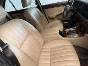 Bild 25/67 von Jaguar XJ 12 (1989)
