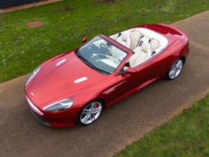 Afbeelding 10/81 van Aston Martin DB 9 Volante (2015)