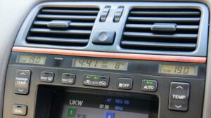 Afbeelding 49/50 van Lexus LS 400 (1998)