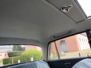 Imagen 13/25 de Mercedes-Benz 200 D (1966)