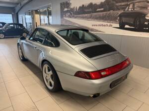 Imagen 12/19 de Porsche 911 Carrera 4 (1995)